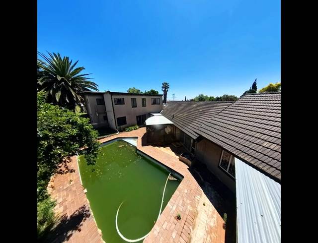 4 BEDROOM HOUSE FOR SALE IN CROYDON